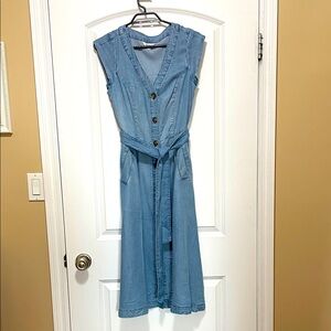 NWOT Reitmans denim dress